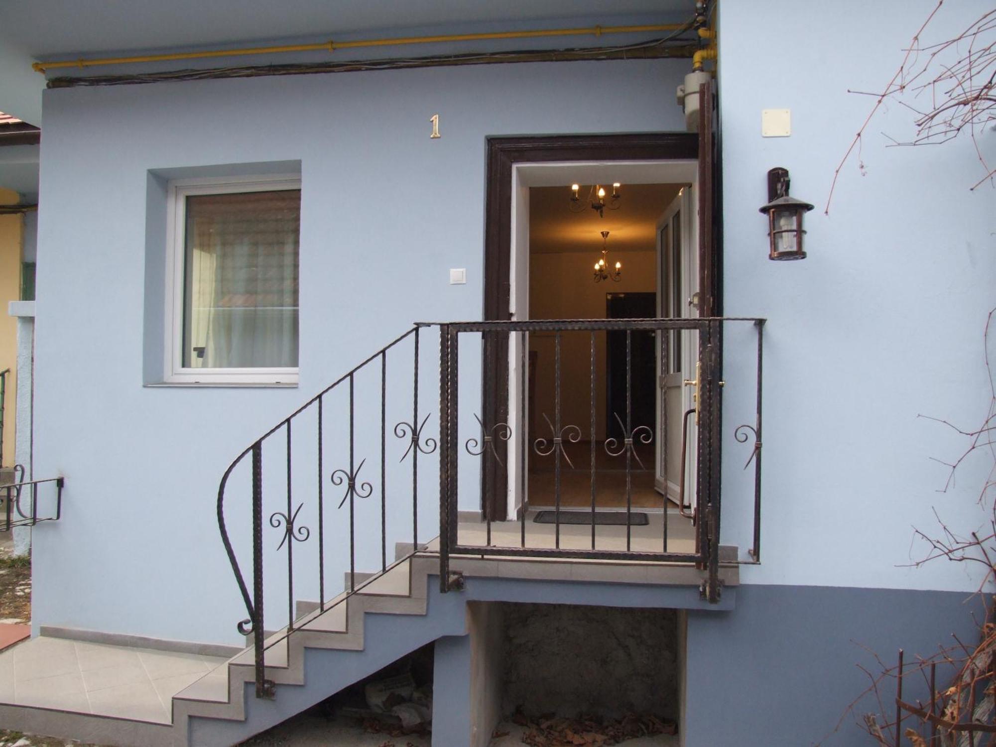 Blue House Ξενοδοχείο Μπρασόβ Εξωτερικό φωτογραφία